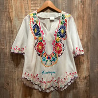 メキシコ刺繍フリルブラウス