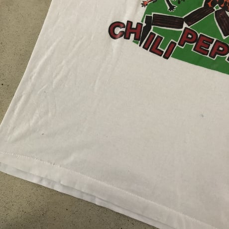 ⭐︎スーパーマグマート RED HOT CHILI PEPPERS バンドtシャツ