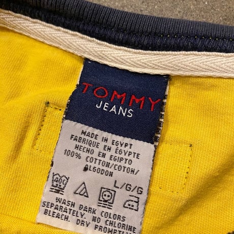 TOMMY HILFIGERワンポイントTシャツ