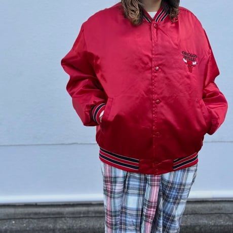 USA製 Chicago Bulls サテンスタジャン