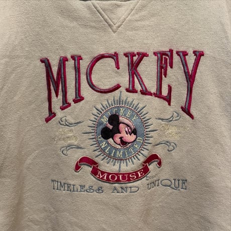 Disney MICKEY UNLIMITED  刺繍スウェット