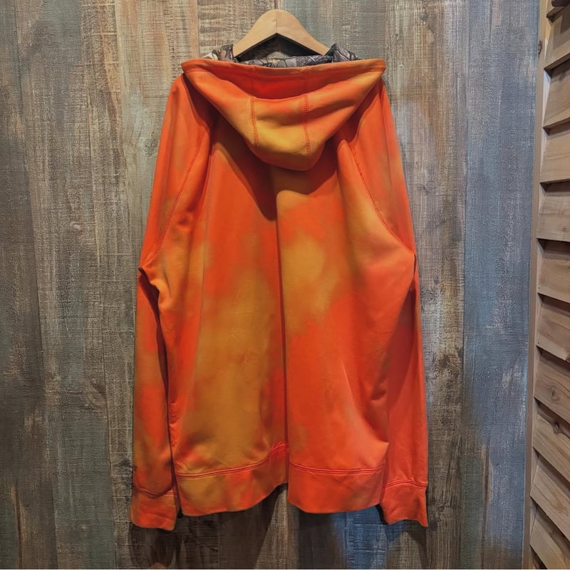 Carhartt ブリーチ加工フーディー | CUSTOM FEVER