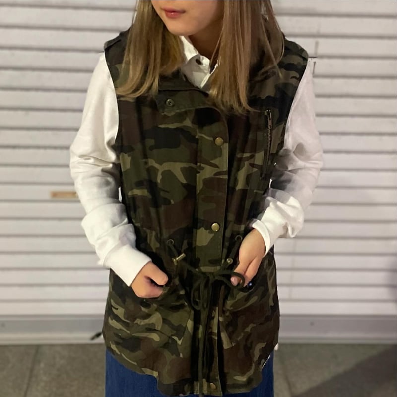 ZENANA OUTFITTERS フード付迷彩柄ベスト | CUSTOM FEVER