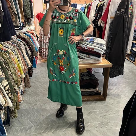 メキシカン刺繍ワンピース