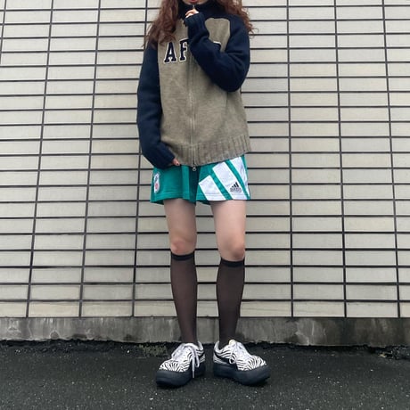 ジップアップニットジャケット