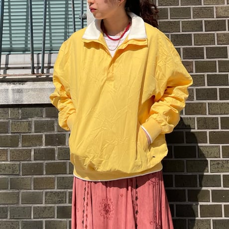 ハーフジップナイロンプルオーバー