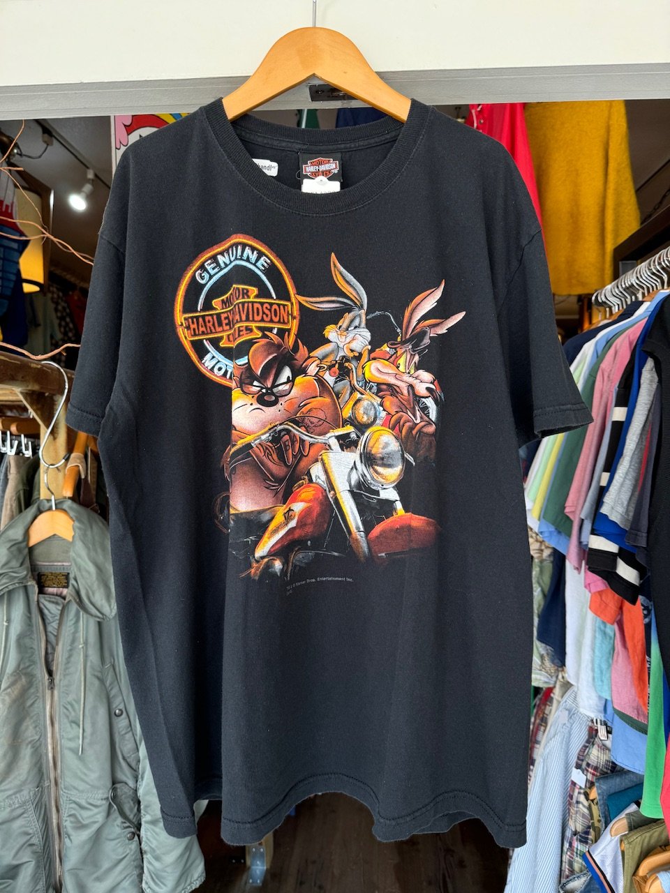 ハーレーダビッドソン☘️ルーニー・テューンズ☘2XL☘チャコールグレー☘プリント☘ ハーレーダビッドソン×ルーニーテューンズ ビッグプリント 黒
