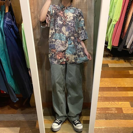 植物柄デザイン柄シャツ
