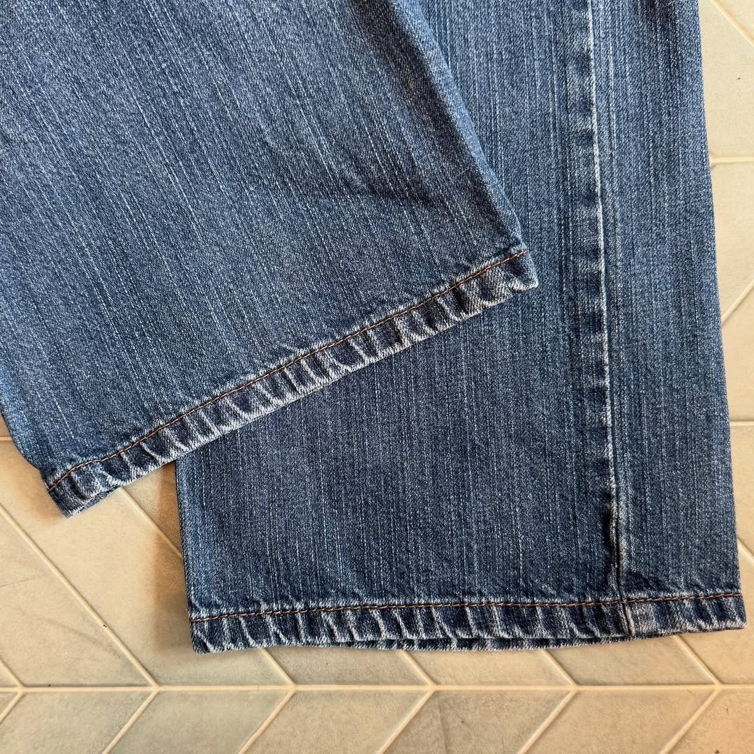 Levi's 569 (W34 L34) | CUSTOM FEVER