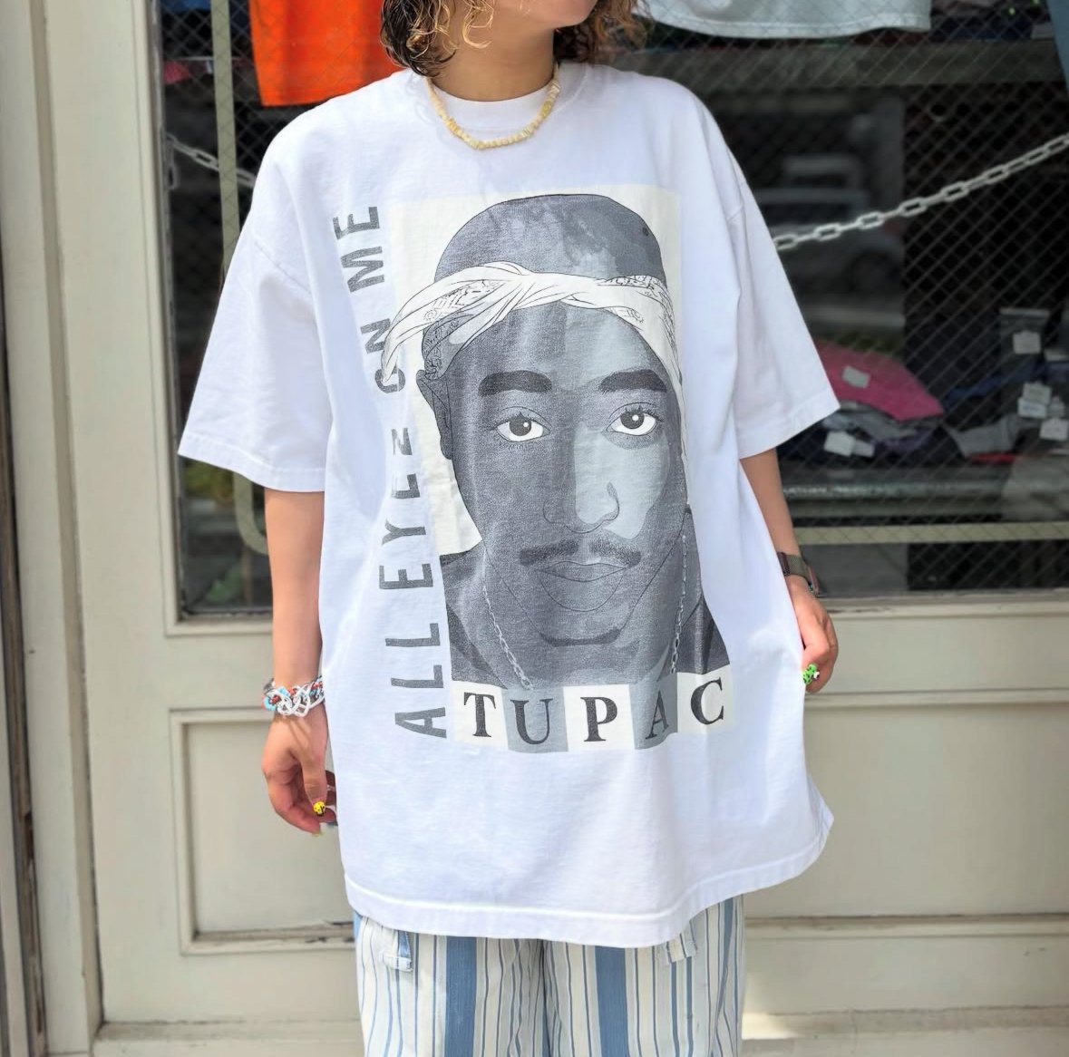 古着2PAC グラフィック プリントTシャツ ホワイト　海外　輸入　一点物　L fit=scale-down,w=1200