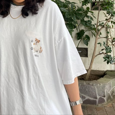 Bulldog Tシャツ