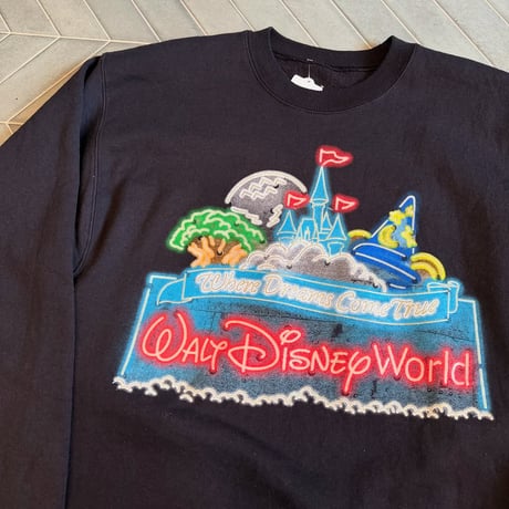 Disney ネオンプリントスウェット