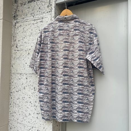 Columbia  魚柄半袖シャツ