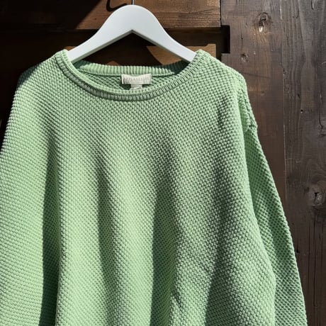 コットンクルーネックニット