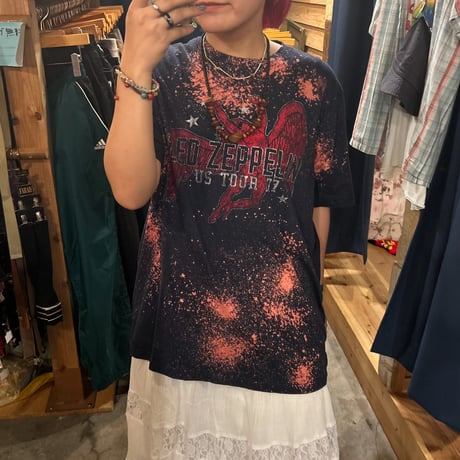 Led Zeppelin ブリーチTシャツ