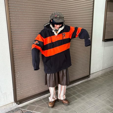 Champion ボーダーハーフボタンフーディー