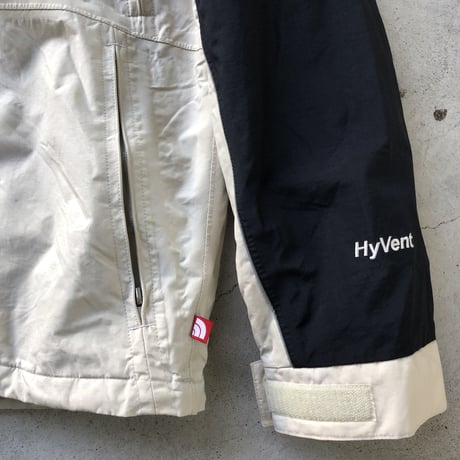 The North Faceマウンテンパーカー 〝HyVent〟L