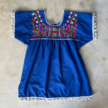 メキシコ刺繍ブラウス