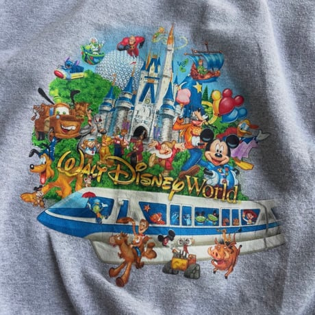 Walt Disney World バックプリントジップパーカー
