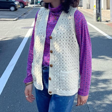 シンプルニット編みベスト