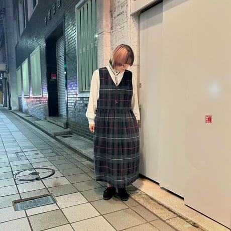 チェック柄ジャンパースカート
