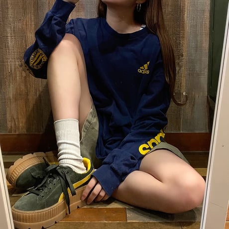 USA製adidasロンＴ