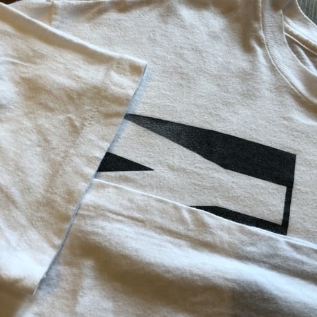 90's DKNY Tシャツ