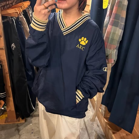Champion Ｖネックナイロンプルオーバー
