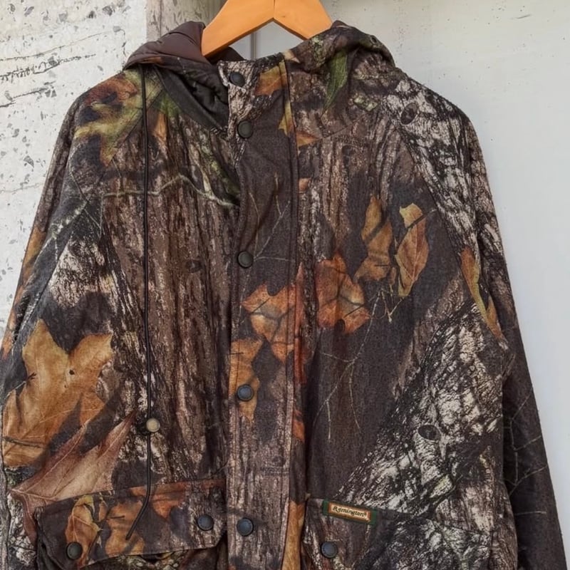 Remington リアルツリー柄中綿入りアクティブジャケット | CUSTOM FEVER