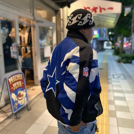 NFL ダラス・カウボーイズ 中綿ナイロンジャケット
