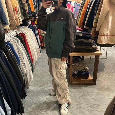 NIKE フルジップスウェット