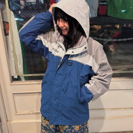 Columbia マウンテンパーカー