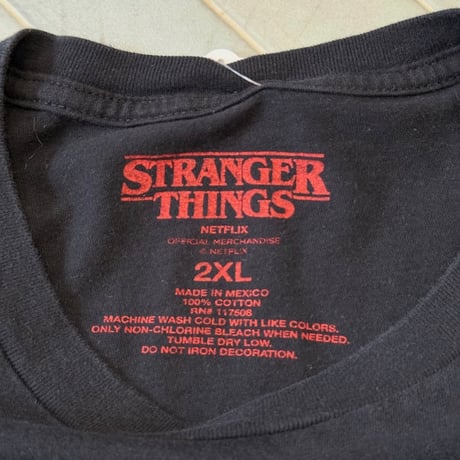 ストレンジャー・シングス シーズン3 Tシャツ