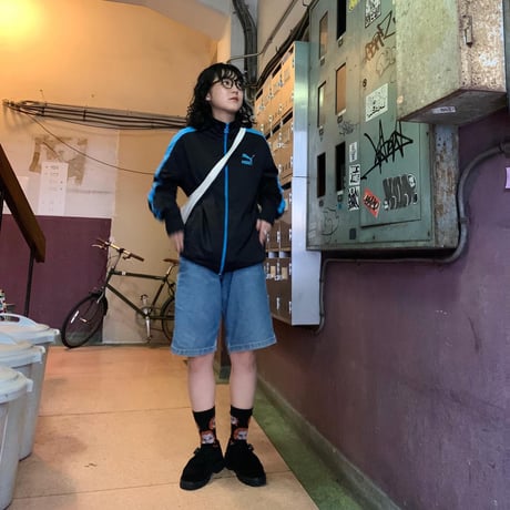 PUMAフェルトプリントトラックジャケット