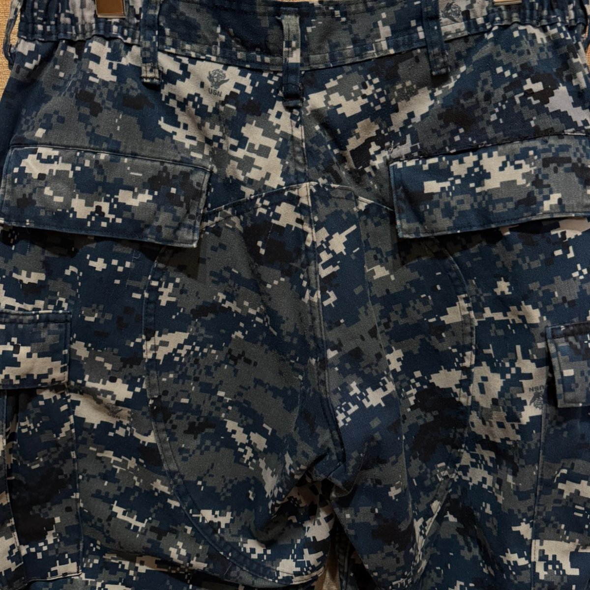US NAVY デジタルカモフラージュカーゴパンツ | CUSTOM FEVER