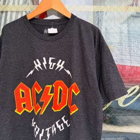 AC/DC ロゴTシャツ