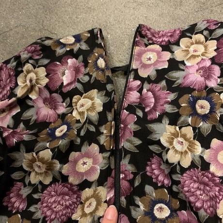 花柄シェルボタンワンピース