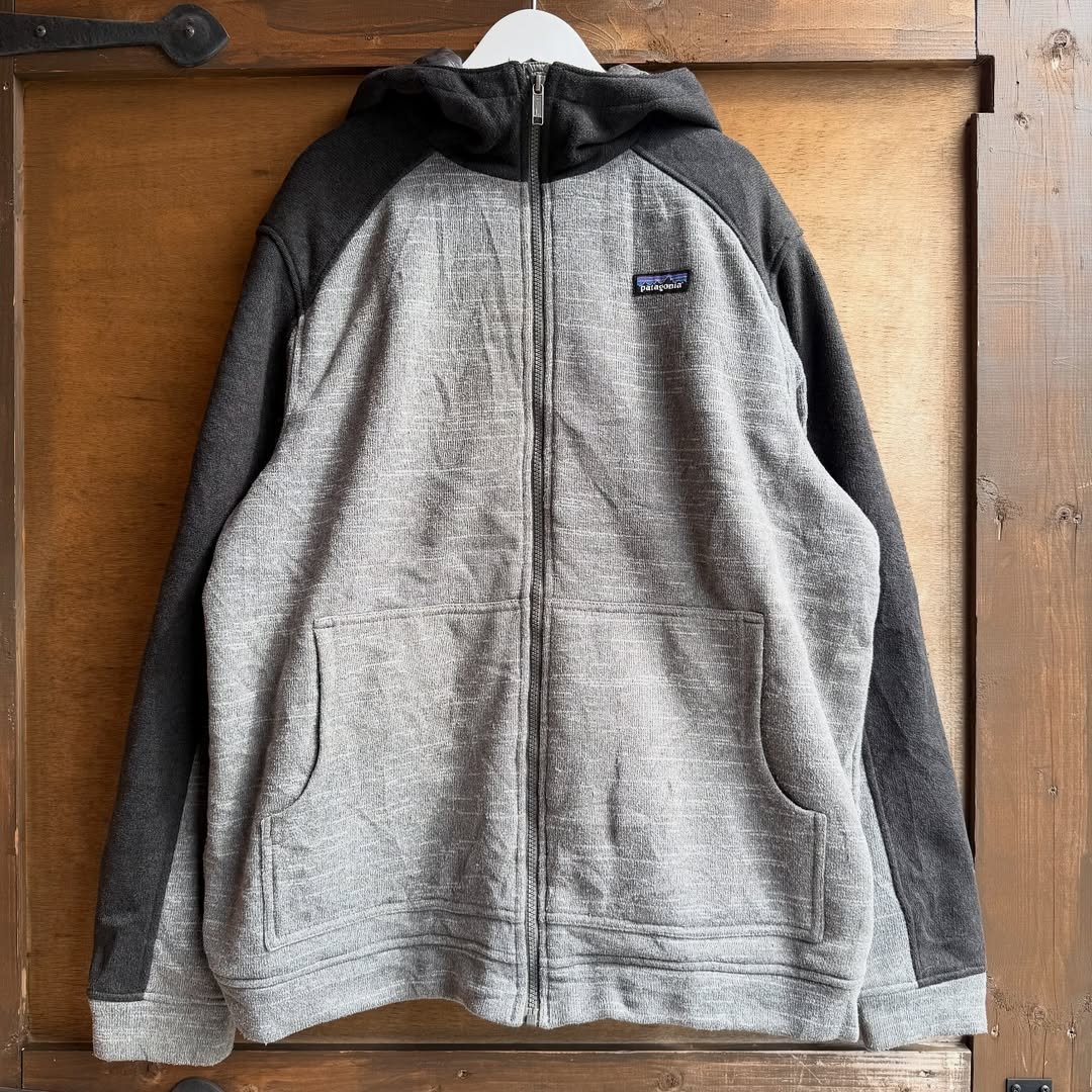 Patagonia インサレーテッドベターセーターフーディ | CUSTOM FEVER