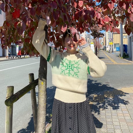 雪柄ニット