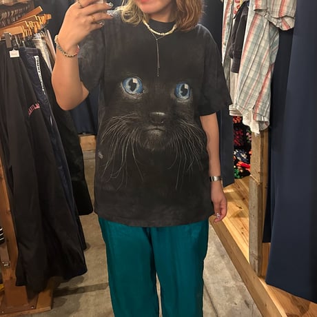 THE MOUNTAIN ネコ顔Tシャツ