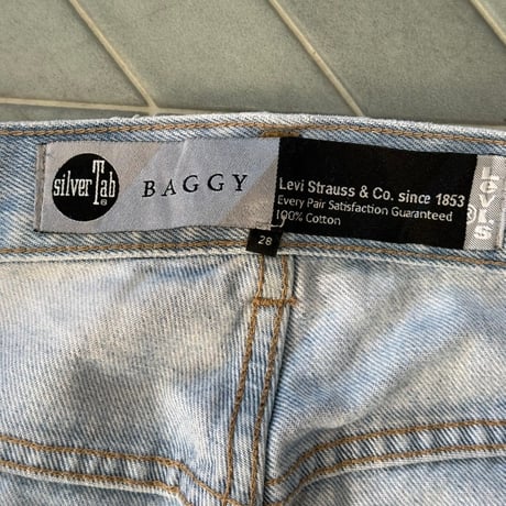 Levi's シルバータブ バギーパンツ