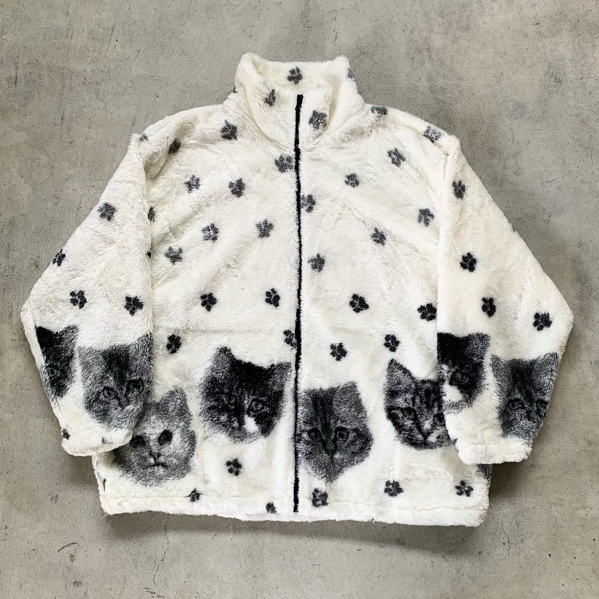ねこちゃんいっぱいボアジャケット | CUSTOM FEVER