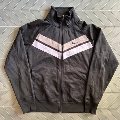 NIKE トラックジャケット