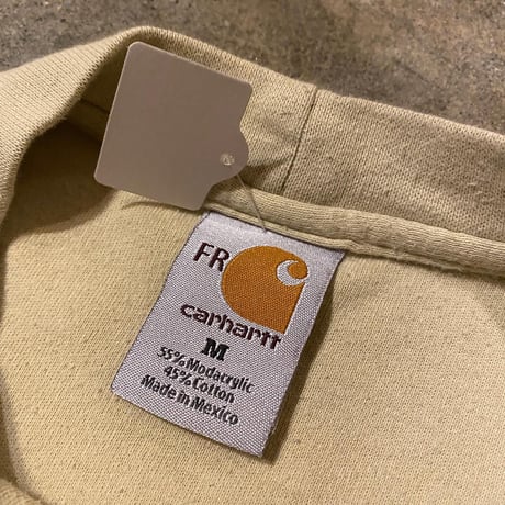 CarharttロングスリーブTシャツ