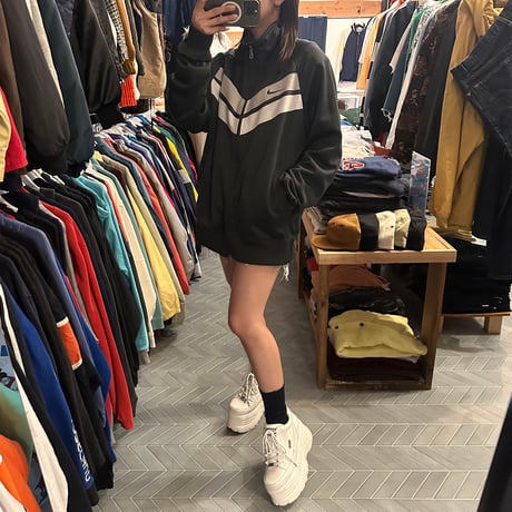 NIKE トラックジャケット