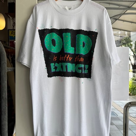 〜90's OLD is better than EXTINCT! プリントTシャツ