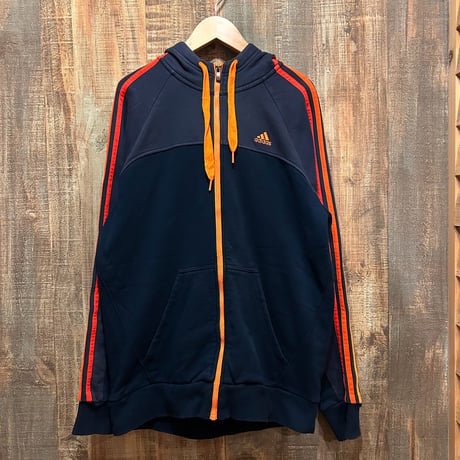 adidas ラインジップパーカー