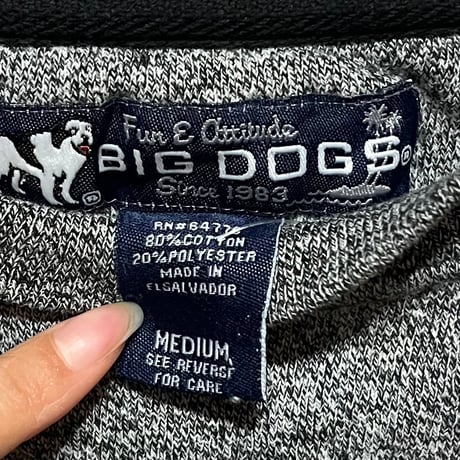 BIG DOGS ワンポイント刺繍スウェット