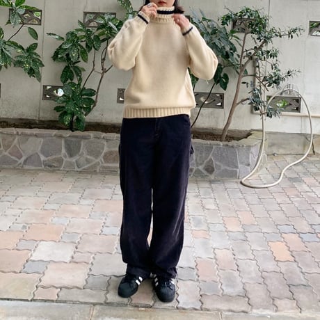 L.L.Beanライン入りタートルネックニット