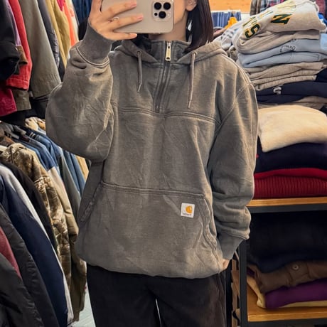 carhartt ハーフジップパーカー